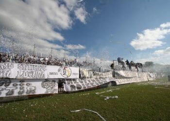 Altos Hornos Zapla festeja 76 años de vida merengue