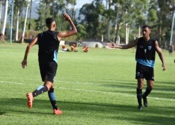 Primera victoria amistosa para el Lobo