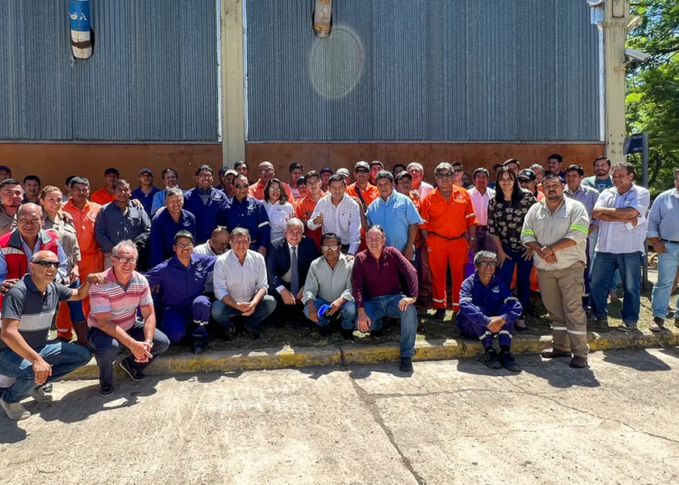 El Gobernador reivindicó a los trabajadores viales en los 90 años de la Dirección Provincial de Vialidad