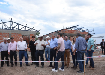 El gobernador Morales recorrió obra para la gestión de residuos en Libertador