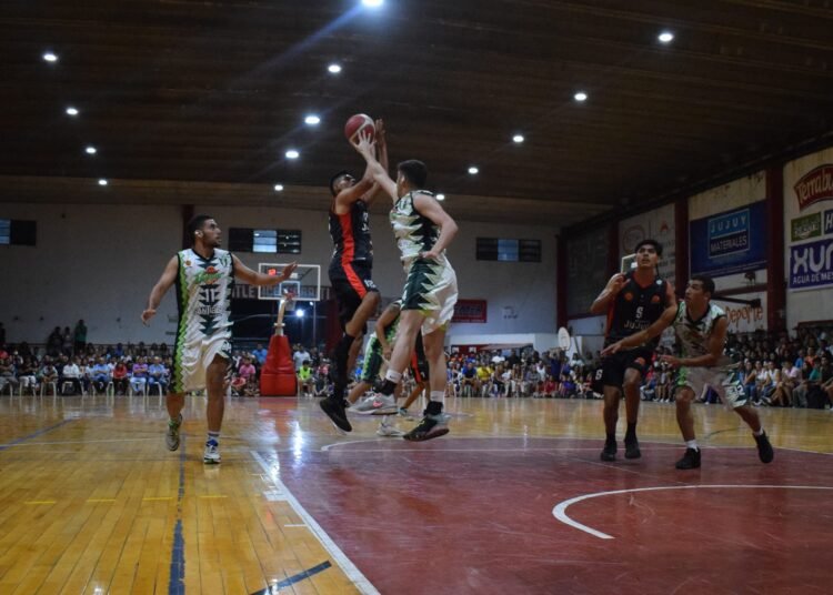 Arrancó con el pie izquierdo