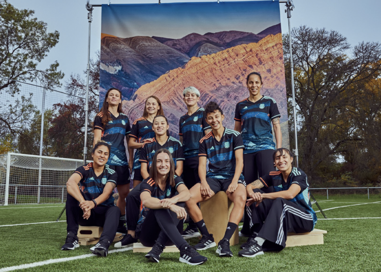 Jujuy de selección: presentaron oficialmente la camiseta inspirada en el Hornocal