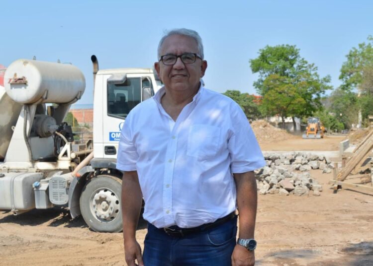 Preparan el suelo para asfaltar calles de barrio Ejército del Norte