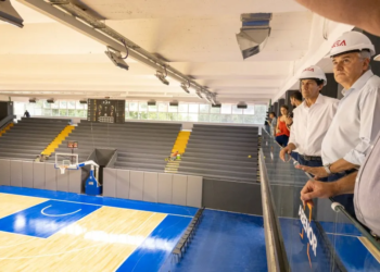 Obra de Federación de Básquet: Morales estuvo presente observando avances