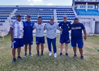 Talleres oficializó al cuerpo técnico de Priseajniuc