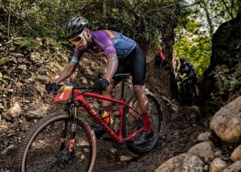 Gran convocatoria de bikers en la primera del provincial