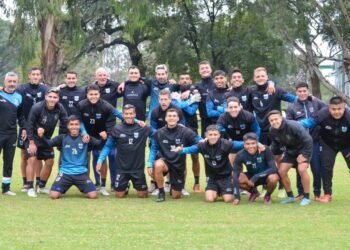 Gómez vuelve a confiar en sus titulares