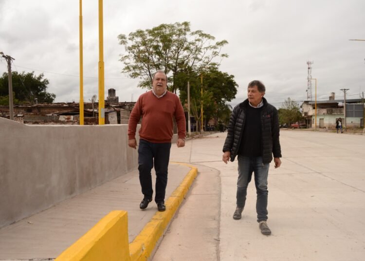 La demarcación horizontal en ruta provincial 38 y caminos vecinales traerá seguridad