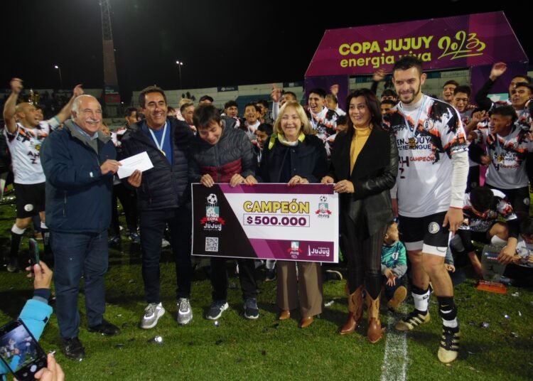 Las Canarias, tricampeonas de Copa Jujuy Energía Viva