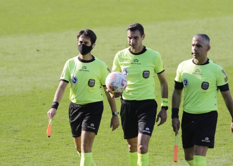 Árbitro con malos recuerdos para Gimnasia