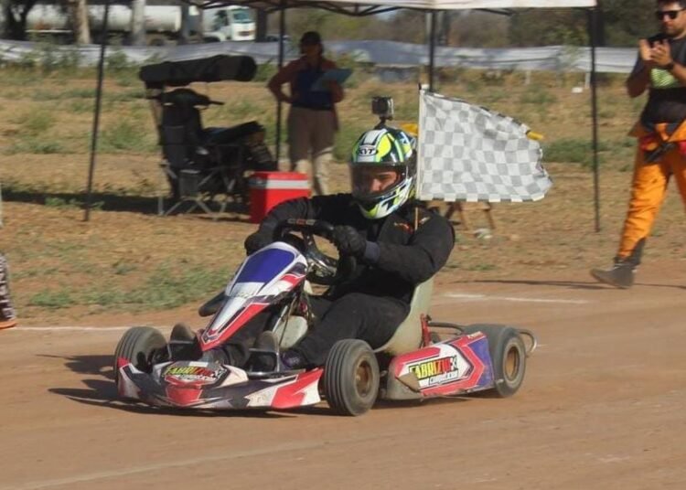 Podio de Nicolás Moisés en la fecha del karting salteño