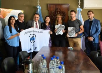 Valentín Blasco, Ana Laura Molina y María Silvina Molina destacados por su participación en el “OCEANMAN”