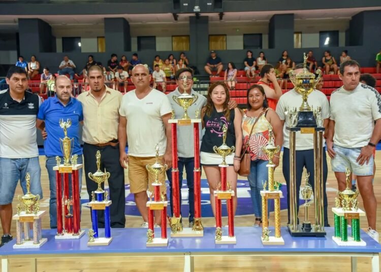 Gorriti, Independiente y Atlético San Pedro los campeones del básquet jujeño