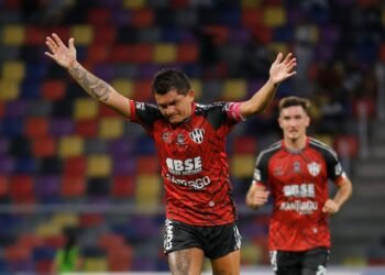 El día de la Pulga: hoy pone el gancho Luis Rodríguez