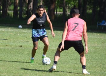 El Pulga entrenó por primera vez con el Lobo