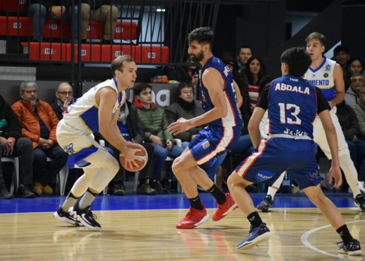 Triunfazo de Jujuy Básquet ante Sarmiento por el primer punto del playoff