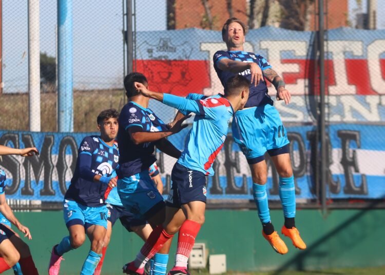 Cortó la racha y volvió al Reducido: tarde albiceleste en Sarandí