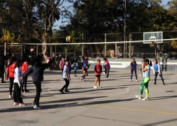 Deporte social en el Centro Deportivo Municipal N°1