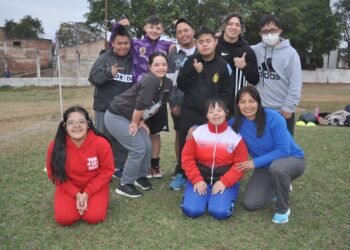Sampedreños se preparan para el Nacional de Atletismo para personas con síndrome de Down