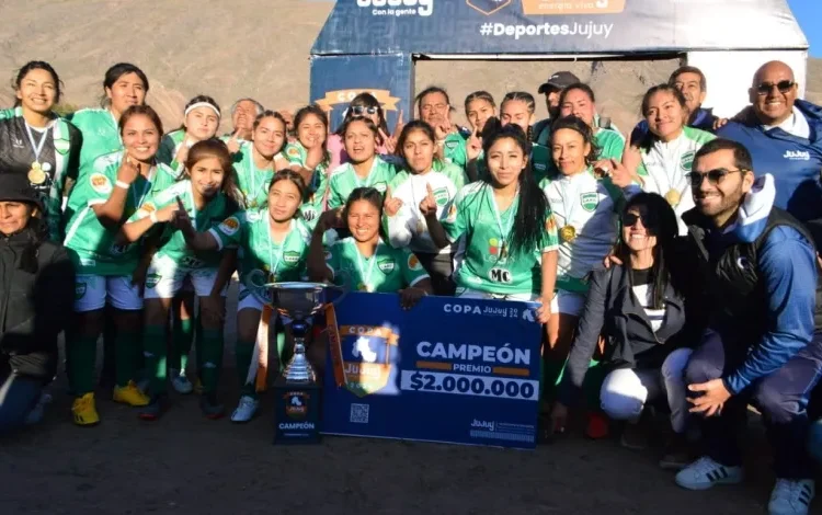Chacareras para la victoria: Atlético El Carmen es el campeón de la Copa Jujuy