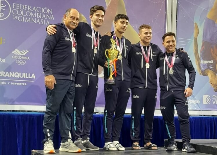 Santiago Ferrari y una buena performance en el Sudamericano de Trampolín