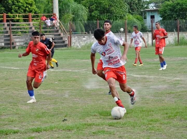 Atlético San Pedro sacó una buena victoria ante Independiente en Yrigoyen
