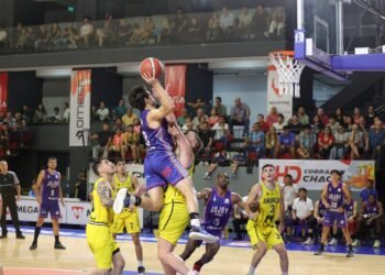 Jujuy Básquet ganó, pero no le alcanzó