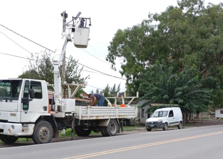 En Monterrico se iluminó el sector de San Vicente sobre ruta 42