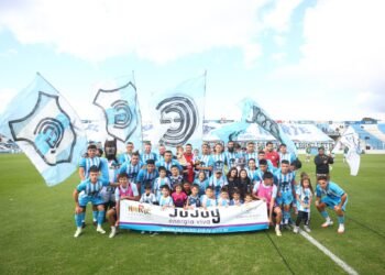 El Lobo quiere festejo patrio