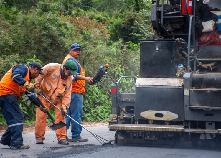 Jujuy Construye en la RP 56: último tramo de obras de repavimentación hacia Carahunco