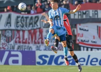 El Lobo manda solo arriba