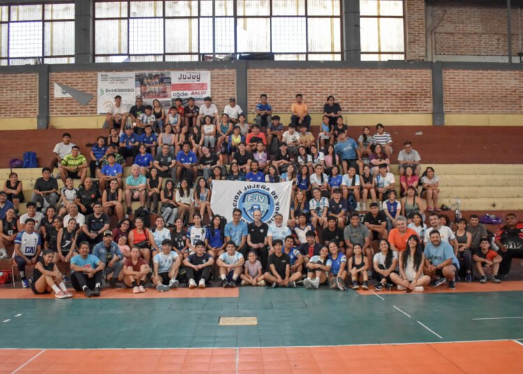 Daniel Castellani dio más que cátedra en Jujuy y finalizó exitosamente la clínica