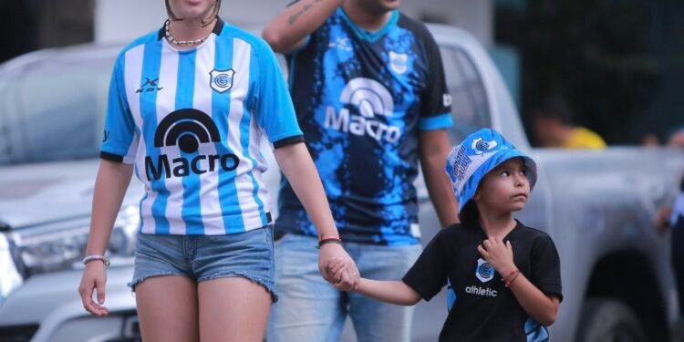 Lobitas al “23 de Agosto” este domingo con beneficios