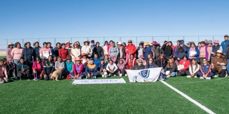 Más de 80 mujeres participaron de una jornada deportiva y comunitaria en Olaroz