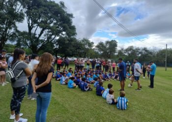 Los “Lobitos” volvieron a las canchas: comenzó un nuevo ciclo de la escuela de fútbol infantil