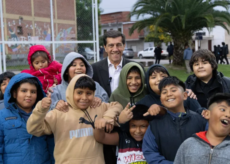 Nuevo polideportivo en barrio El Chingo: «El deporte es una política de Estado»