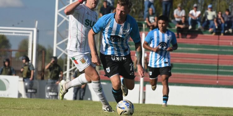 Menéndez y Cachi destacaron el carácter del Lobo para dar vuelta el partido