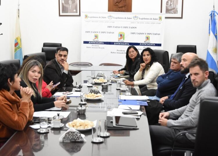 La Comisión de Ambiente abordó proyectos vinculados al Banco de Semillas y la capacitación de Ley Yolanda