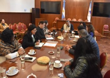 La Comisión de Pueblos Indígenas recibió a referentes de Rutas Alimentarias de Jujuy