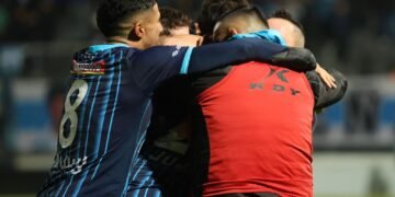 Va por la cima en el pendiente ante Nueva Chicago