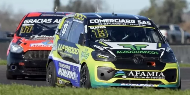 Los fierros salen a la calle: Clapier y Stieglitz exhibirán sus autos del Turismo Pista en Ciudad Cultural