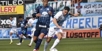 Gimnasia se quedó sin nafta contra Temperley y la cima empieza a quedar lejos